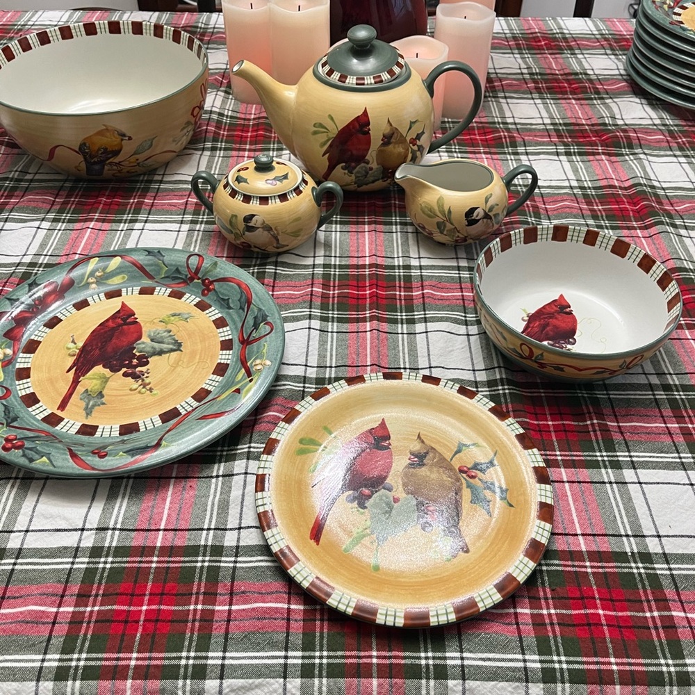 Lenox Winter Greetings 3-piece Service for 4